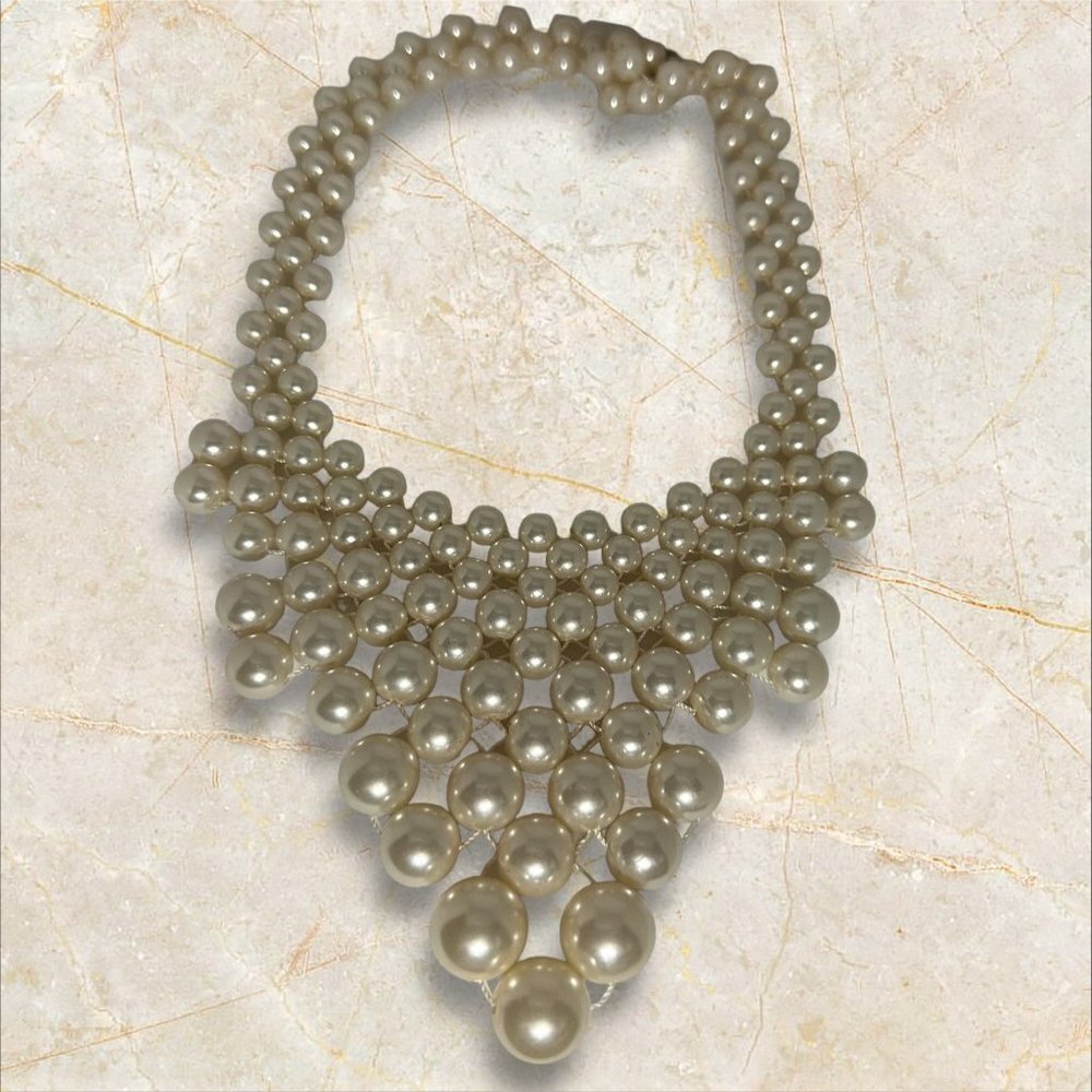 5/$20 Pearl Colored Bib Statement Necklace